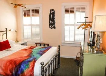 Tropical Inn hotel thumbnail 6