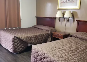 Richard Lake Motel hotel thumbnail 3
