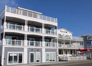 The Pelham Resort Motel hotel thumbnail 2