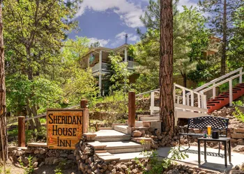 Sheridan House Inn - Adult Only hotel thumbnail 4