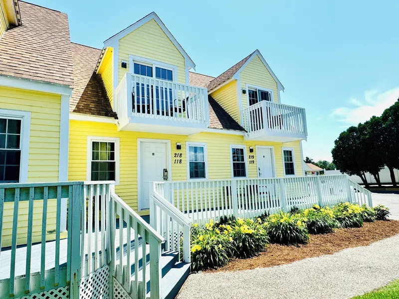 Blue Spruce Motel & Townhouses hotel detail image 6