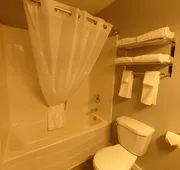 Traveler's Inn hotel detail image 5