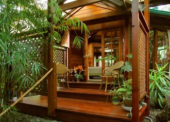 Volcano Rainforest Retreat hotel thumbnail 3