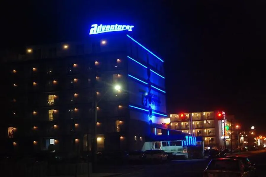 Adventurer Oceanfront Inn hotel detail image 6