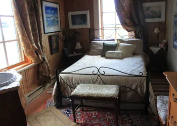 La Maison sous les Lilas hotel thumbnail 6