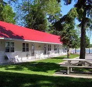 Balm Beach Resort & Motel hotel detail image 3