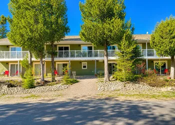 Escarpment Heights Motel hotel thumbnail 2
