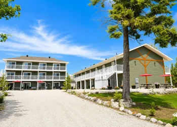 Escarpment Heights Motel hotel thumbnail 6