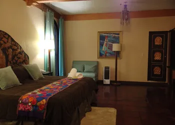 Casa de las Conservas Gold hotel thumbnail 4