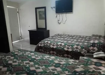 Hotel Santander Inn & Suites hotel thumbnail 5