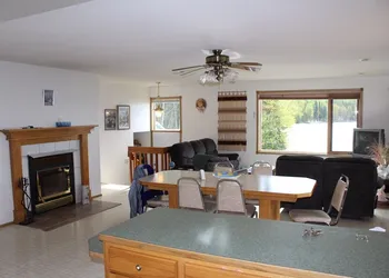 Spruce Forest Lakeside B&B hotel thumbnail 5