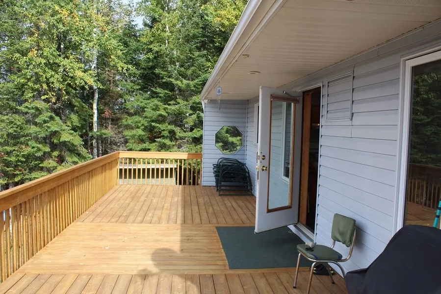 Spruce Forest Lakeside B&B hotel detail image 6