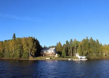 Spruce Forest Lakeside B&B hotel thumbnail 8