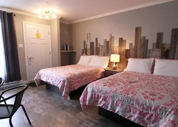 Motel La Source hotel thumbnail 6