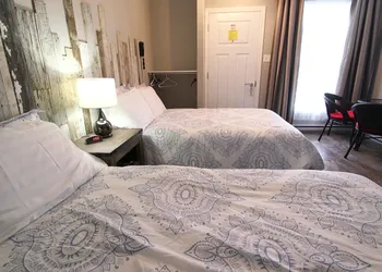 Motel La Source hotel thumbnail 8
