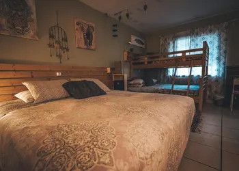 Hollywood Light Haven Lodge hotel thumbnail 7