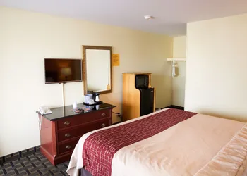 Highlander Motel hotel thumbnail 6