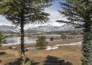 Estes Lake Lodge hotel thumbnail 8