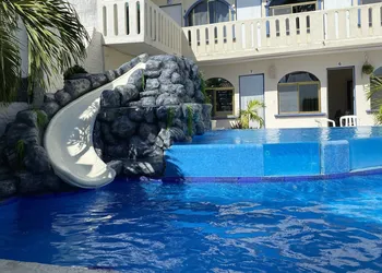 Hotel Playa de Oro hotel thumbnail 8