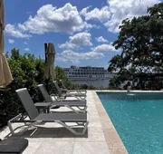 Waterway hotel detail image 5