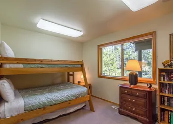 Sparks 7 hotel thumbnail 4