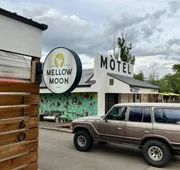 Mellow Moon Lodge hotel detail image 3