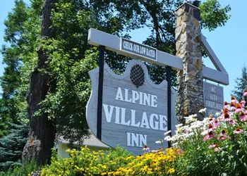 Alpine Village Inn hotel thumbnail 2