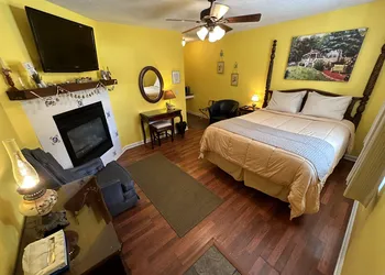 Alpine Village Inn hotel thumbnail 5