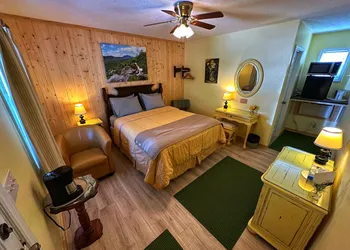 Alpine Village Inn hotel thumbnail 6