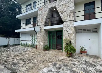 Hotel Arco Maya hotel thumbnail 3