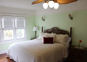 Lady Geneva Bed and Breakfast hotel thumbnail 8