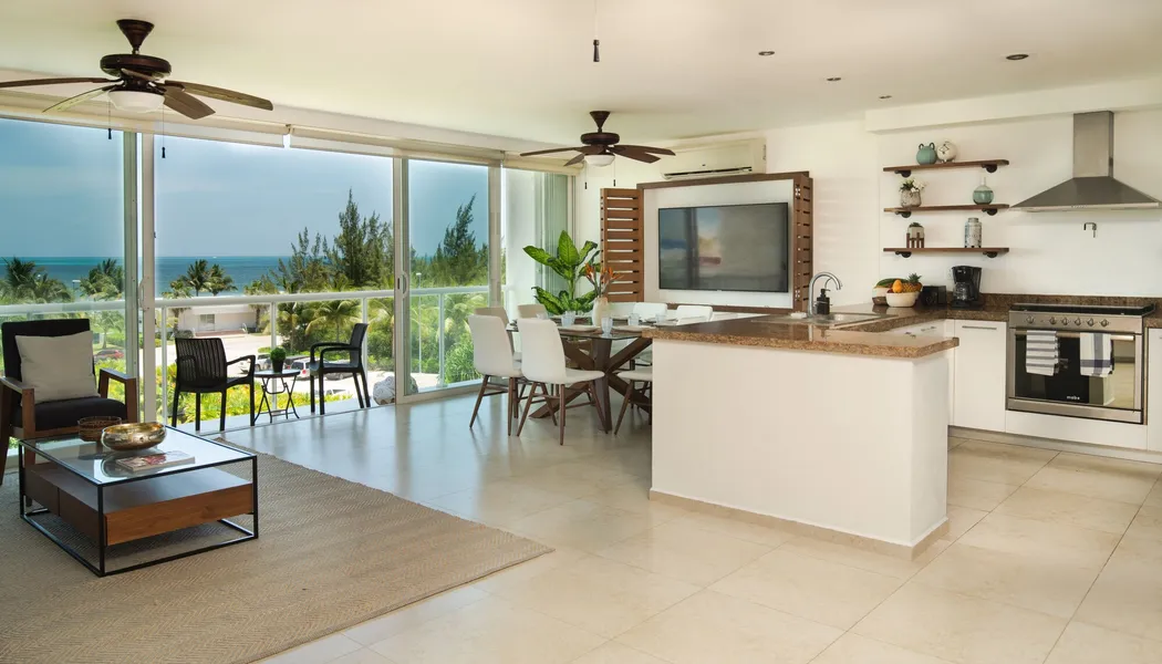 ARENA Stunning 2 BDR Beachfront- Designer Vibes hotel detail image 6