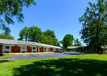 Oyo Hotel Greensboro Nc Northe hotel thumbnail 2