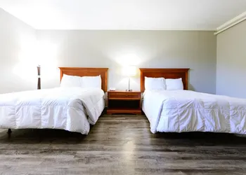 Oyo Hotel Greensboro Nc Northe hotel thumbnail 4