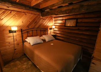 Judith Mountain Lodge hotel thumbnail 8