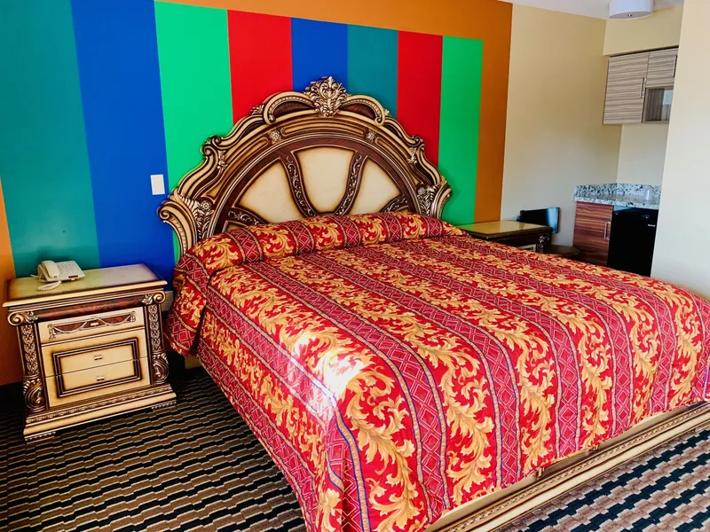 Motor City Inn & Suites hotel detail image 6