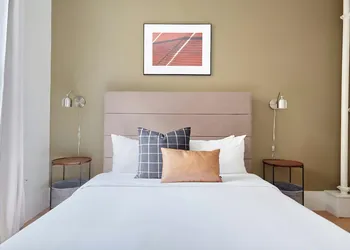 Sonder by Marriott Bonvoy The Hancock Apartments Beacon Hill hotel thumbnail 3