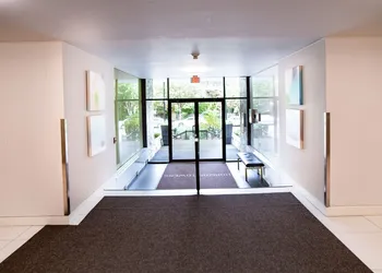 Pelicanstay in Burnaby hotel thumbnail 5