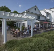 Loudoun Valley Manor hotel detail image 5
