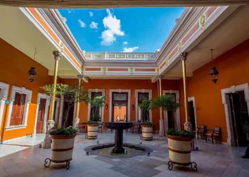 Hotel Hidalgo 1905 hotel thumbnail 2