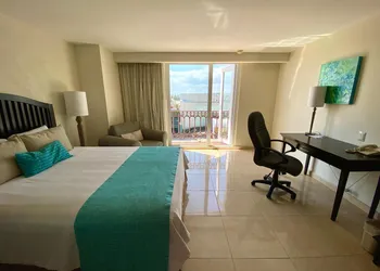 Astur Hotel y Suites hotel thumbnail 5