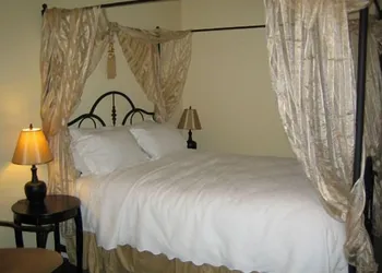 Orchid Inn and Ginger Restaurant hotel thumbnail 7