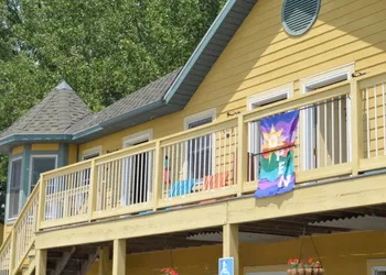 Bridge Inn hotel thumbnail 3