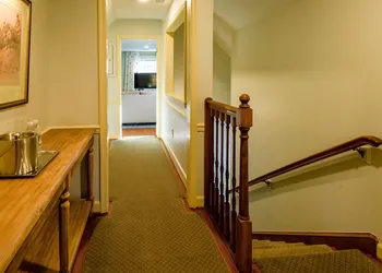 The Red Fox Inn & Tavern hotel thumbnail 4
