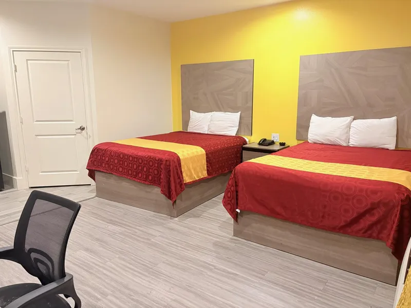 Americas Best Value Inn & Suites Houston Veterans Memorial hotel detail image 6