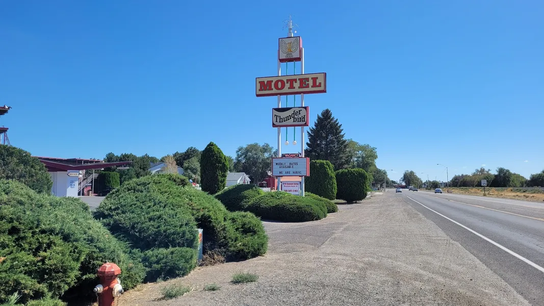Thunder Bird Motel hotel detail image 2