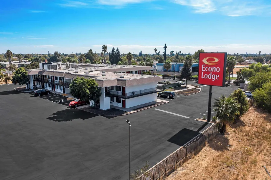 Econo Lodge Stockton near I-5 Fairgrounds hotel detail image 6
