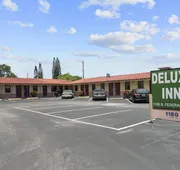 Deluxe Inn hotel detail image 3