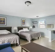 Deluxe Inn hotel detail image 4