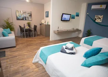 Suites and Art hotel thumbnail 7